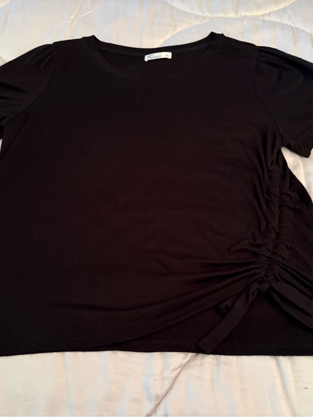 89th & Madison Black Short Sleeve Side-Ruched Shirt